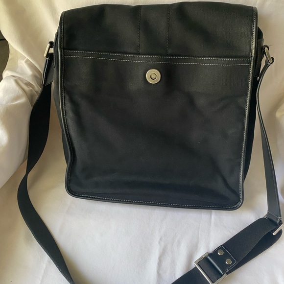 Coach canvas messenger bag